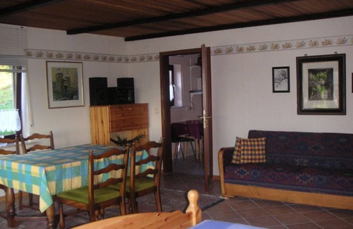 Bermel Bed & Breakfast | Cozy Apartment for 2-3 Guests at Pension Eifelblick