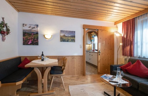 Ellmau Apartment | Comfortable Family Apartment for 4 at Appartementhaus Mühlberger
