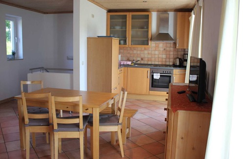Brandau Apartment | Top-Rated Apartment 1 - Haus am Mühlberg with Pool Access
