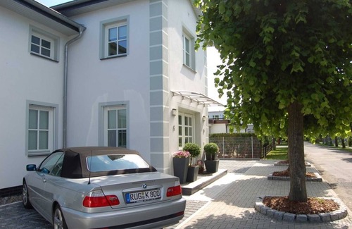 Binz Apartment | Oceanfront Apartment 1 in Binz - Guest Rated 10/10