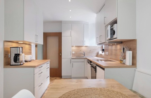 St. Peter im Schwarzwald Apartment | Apartment '1' with Mountain View, Private Terrace and Wi-Fi