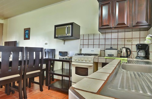 Barrio Pilo Apartment | Discover Apartment 10: Cozy Condos with Volcano Views