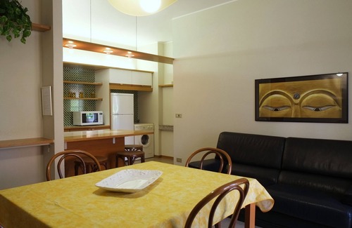 Torre Pedrera Apartment | Cozy Beachside Apartment with Ocean View and Spa Access