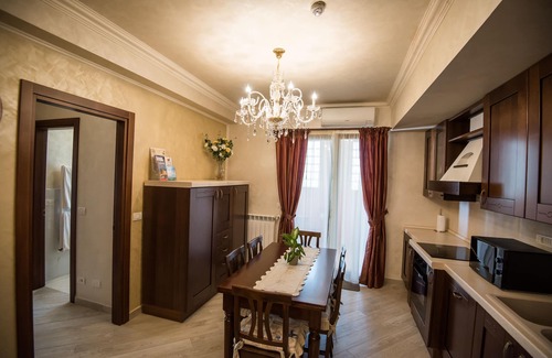 Constanta Apartment | Cozy Apartment with Ocean View and Kitchen near Black Sea