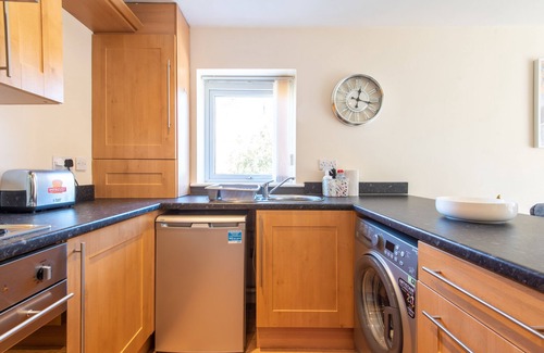 Worksop Apartment | Unforgettable Stay at Apartment 11 - Rated 10/10!