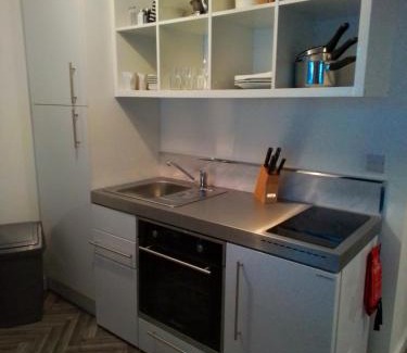 Worksop Apartment | Cozy Apartment 13 in Plants Yard - Family Friendly Stay