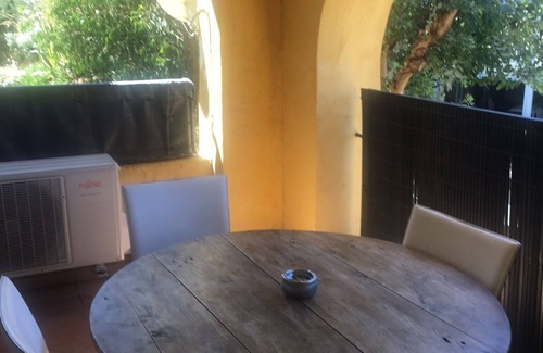 L'Ile-Rousse Apartment | Convenient Apartment Steps from Pool and Pet-Friendly Fun