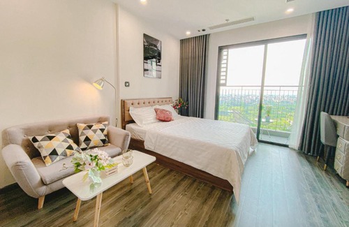 Gia Lam Apartment | Guest Rated 10/10: Ocean View 1BR Apartment at Vinhome Park