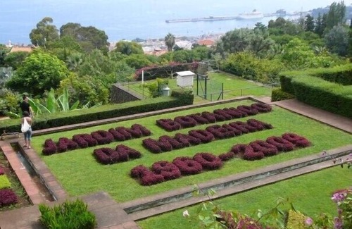 Santa Maria Maior Apartment | Stunning Apartment with Balconies and Scenic City Views