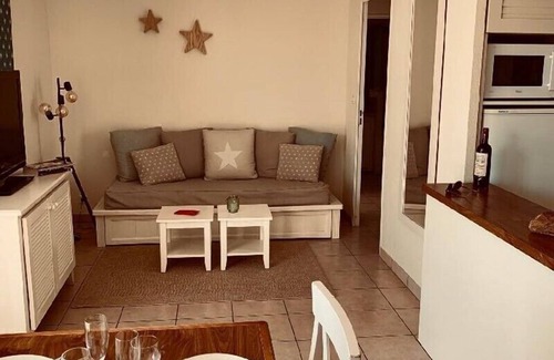 Lacanau-Ocean Apartment | Ocean View 2-Bedroom Apartment with Pool in Lacanau Ocean