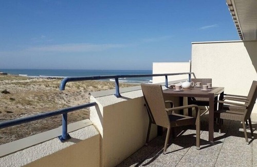 Lacanau-Ocean Apartment | Ocean View 2-Bedroom Apartment with Pool in Lacanau Ocean