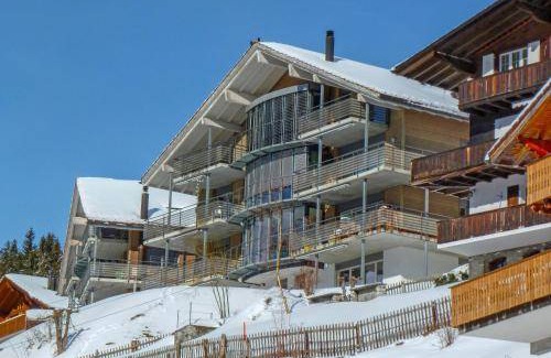 Wengen Apartment | Cozy One-Bedroom Apartment with Kitchen for Two Guests