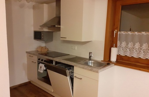 Tannheim Apartment | Top-Rated Apartment 2 at House Peintner for Families & Pets
