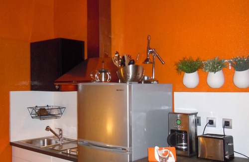 Les Cordeliers Apartment | Convenient Apartment 2 Minutes from Jacobin with Breakfast