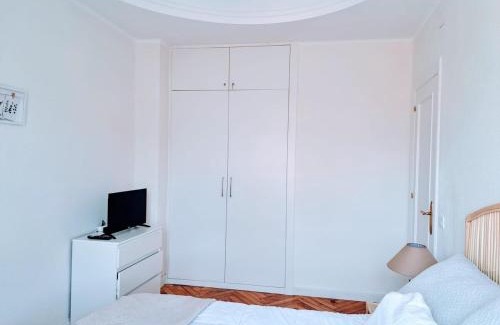 Santander City Centre Apartment | Apartment 2 next to the bay and cathedral