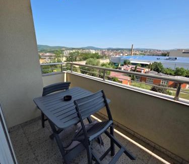 Gjilan Apartment | Pet-Friendly Apartment 2 Plisi Gjilan - Guest Rated 9.8
