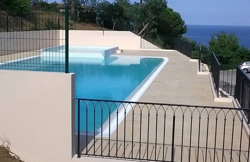 La Nartelle Apartment | Comfortable 2-Room Apartment with Oceanfront Views