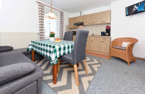 Hartward Apartment | Guest Rated 10/10: Wiesenhof North Sea with Ocean View