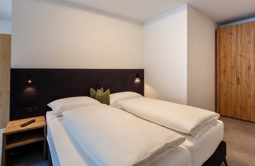 Parcines Apartment | 'Apartment 2' with Mountain View, Garden & Wi-Fi