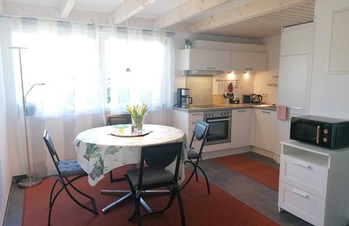 Meersburg Apartment | Apartment '2' with Shared Garden and Wi-Fi