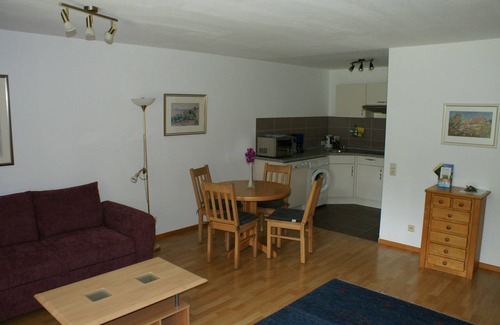 Bad Krozingen Apartment | Apartment '2 Zimmer Appartement 11' with Private Terrace and Wi-Fi