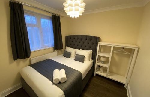 Custom House Apartment | Child-Friendly Escape at Apartment 20 @ Excel London