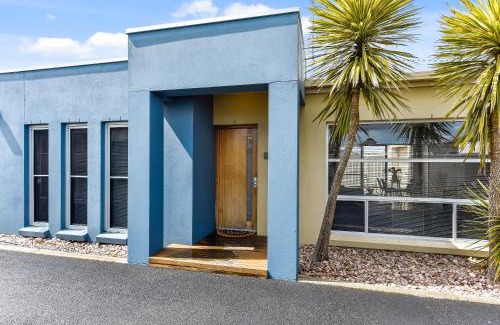 Mount Gambier Apartment | Family-Friendly Apartment 2206 in Mount Gambier, Rated 9.8