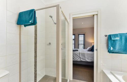 Mount Gambier Apartment | Family-Friendly Apartment 2206 in Mount Gambier, Rated 9.8