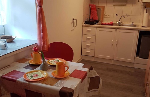 Buelow Apartment | Cozy Apartment with Kitchen by Lake Malchin - High Ratings