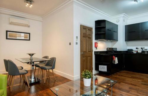 Lime Street House | Cozy Apartment 3, 48 Bishopsgate by City Living London