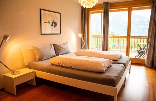 Hasliberg Reuti Apartment | Elegant 3-Bedroom Apartment for Families with Breakfast