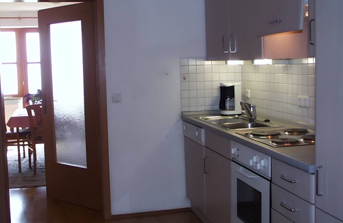 Wasserburg Apartment | Apartment '3' with Shared Garden, Balcony and Wi-Fi