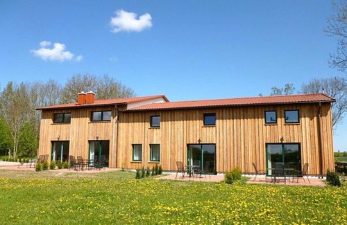 Dreschvitz Apartment | Family-Friendly Apartment with Ocean View in Rügen-Fewo