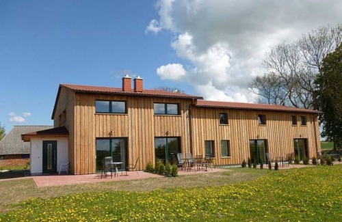 Dreschvitz Apartment | Family-Friendly Apartment with Ocean View in Rügen-Fewo
