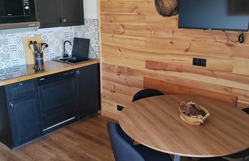 Eclose-Ouest Apartment | Spacious 3-Room Apartment in Alpe d'Huez, Perfect for Families