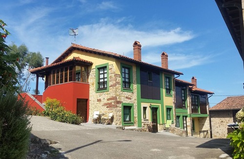 Priesca Cottage | Cozy Apartment 3 The Piensu with Ocean View for 4 Guests