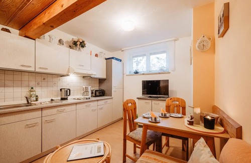 Bad Fuessing Apartment | Cozy Apartment 3 with Balcony & Stellar Guest Rating