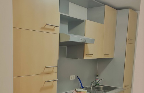 Weil am Rhein Apartment | Apartment '3' with Shared Terrace, Balcony and Wi-Fi