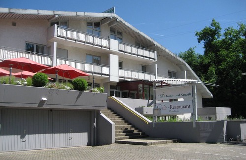 Weil am Rhein Apartment | Apartment '3' with Shared Terrace, Balcony and Wi-Fi