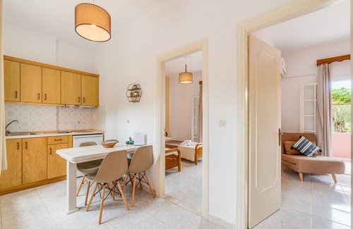 Astrakeri Apartment | Oceanfront Apartment '3' with Sea View & Wi-Fi Amenities