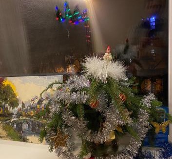 Dzerzhyns'kyi District Apartment | Family-Friendly Apartment on Sergei Esenin with Hot Tub