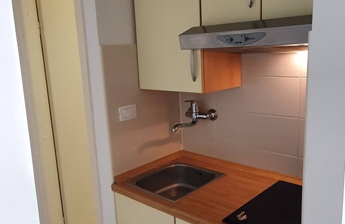 Mareda Apartment | Cozy Beachfront Apartment with Ocean View & Air Conditioning