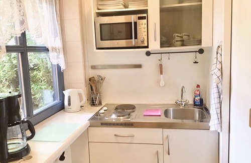 Unterkirnach Apartment | Cozy Retreat with Breakfast & Kitchen for 2 Guests