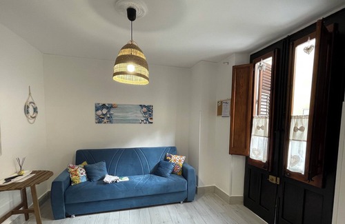 Cinisi Apartment | Cozy Apartment Just 3km from the Beach with Spa Access