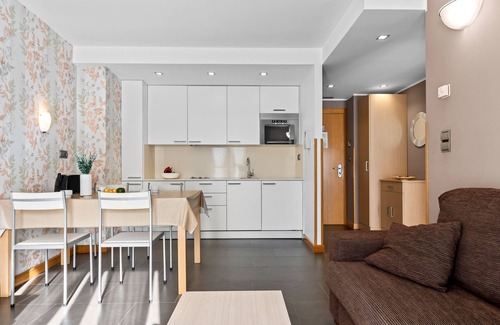 Cangas de Onis Apartment | Family-Friendly 3ºa Apartment with Balcony & Wi-Fi