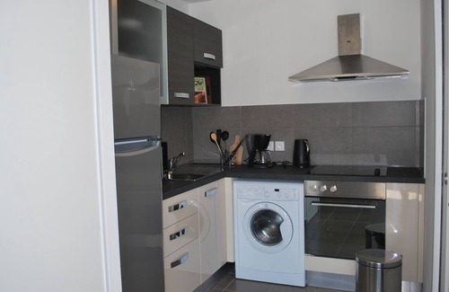 Oletta Apartment | Family-Friendly Apartment for 4-6 Guests with Kitchen Access