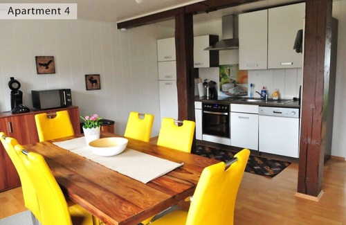 Dotlingen Apartment | Guest Rated 10/10: Apartment 4 am Wildpark with Breakfast