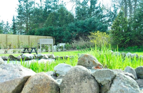 Dotlingen Apartment | Guest Rated 10/10: Apartment 4 am Wildpark with Breakfast