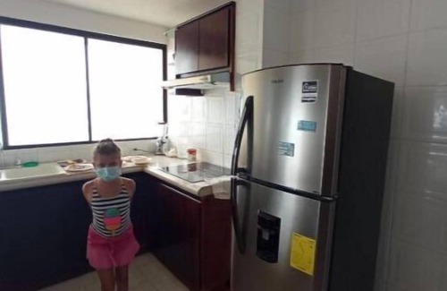 Tonsupa Apartment | Spacious 4-Bedroom Apartment with Sea View at Playa Almendro