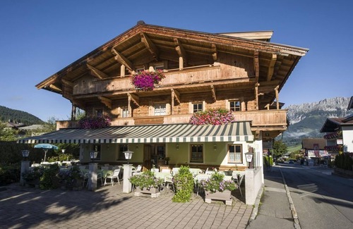 Ellmau Apartment | Comfortable Apartment 4 SR Kaiserblick with Family-Friendly Amenities